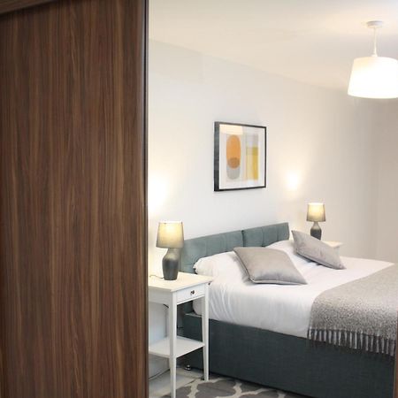 2 Bed 2 Bath Apartment & Parking - Lgw 10Min Drive Crawley  Exterior foto
